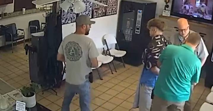 Arkansas murder suspect's arrest caught on camera