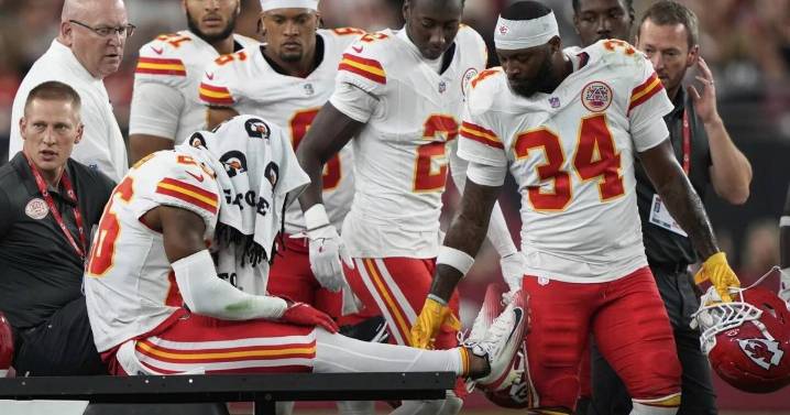 Chiefs lose safety Deon Bush for season; cornerback Jaylen Watson in concussion protocol