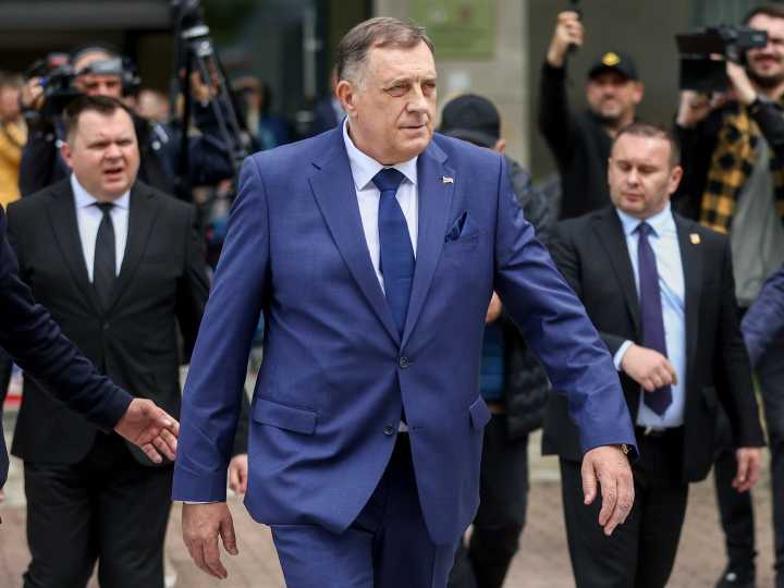 Separatist Bosnian Serb leader Dodik removed from office