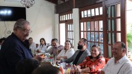 Festeja Toño Echevarría a sus ahijados cineastas
