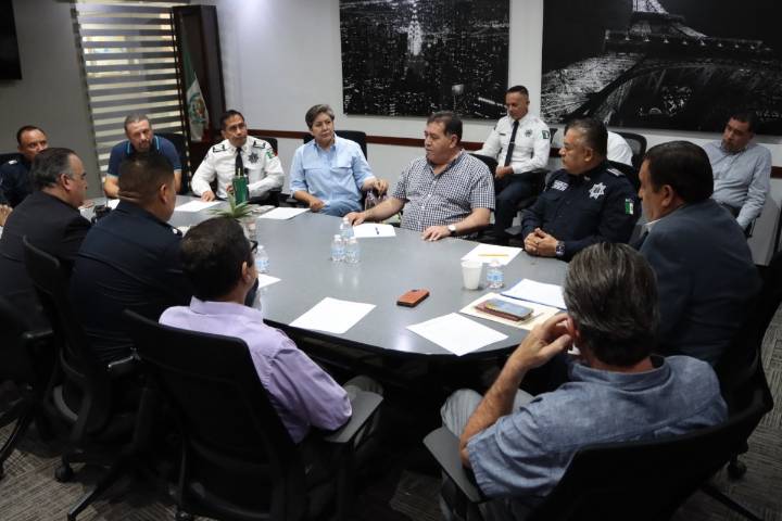 Acude titular de la SSPM a reunión con representantes de corredores comerciales en la ciudad