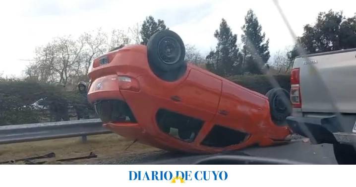 Choque, vuelco y caos vehicular en Ruta 40: afortunamente no hubo heridos de gravedad