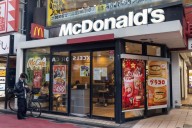Fiebre por tarjetas Pokémon en Japón provoca desperdicio masivo de comida en McDonald’s