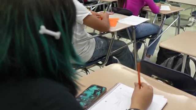Albuquerque school district outlines protocols for potential immigration visits