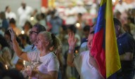 Cali se viste de blanco y enciende velas por víctimas del atentado; "no permitamos que nos dividan" dice alcalde