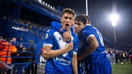 Con los penales como protagonistas, Vélez festejó ante Independiente en Liniers