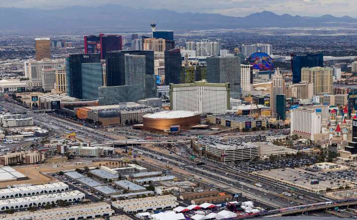 Las Vegas resorts urged to put moratorium on resort fees to lure visitors