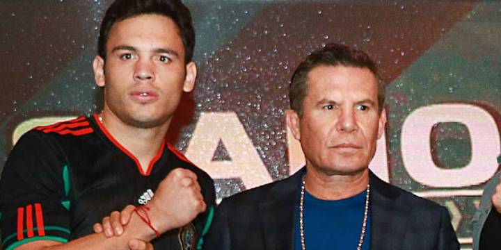 Julio César Chávez está “deshecho” tras la deportación del Junior a México, reveló Mauricio Sulaimán