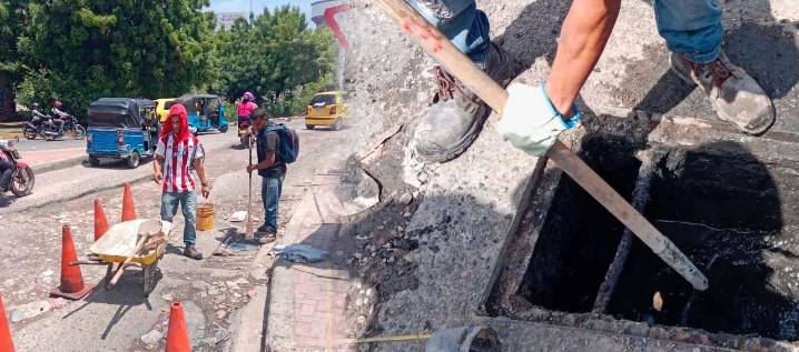Alcaldía de Soledad realiza intervención de “contingencia” en tramo de la calle 30
