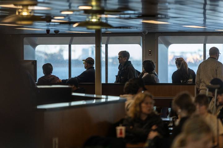 Loss of carbon tax helping BC Ferries stem sea of red ink, offset fare hikes
