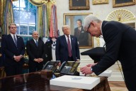 Dowd: Trump terraforming the White House into an extension of his attention