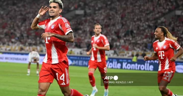 Luis Díaz marcó y rindió homenaje en su debut goleador con el Bayern