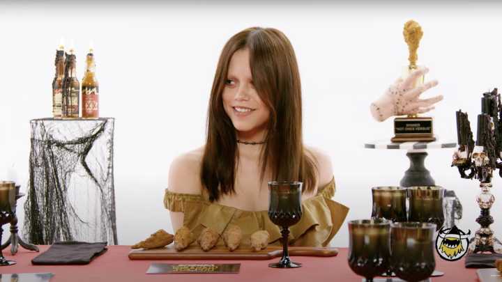 Jenna Ortega takes on the Wednesday cast at Hot Ones, barely breaks a sweat