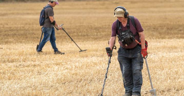 Cotswolds' own Detectorists raise £10k in their search for treasure