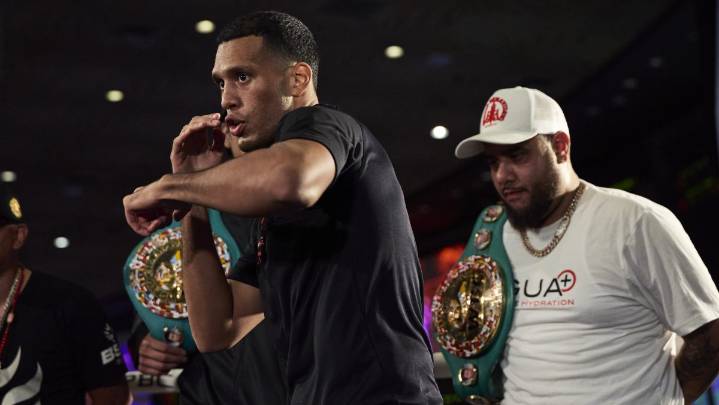 David Benavídez está dispuesto a pelear con Beterbiev tras duelo con Yarde