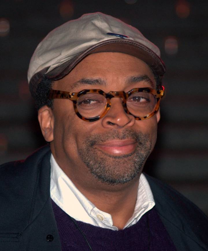 Spike Lee to host pop-up stoop sale at Brooklyn studio