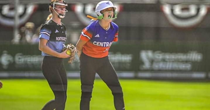 Floyds Knobs girls blank Czechia, stay alive at Little League Softball World Series
