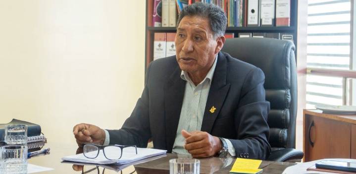 Consejero exige declarar en emergencia el hospital Hipólito Unanue