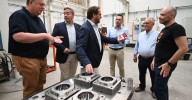 La Junta ofrece apoyo a la empresa Plásticos Hita de Escúzar para consolidar su implantación internacional