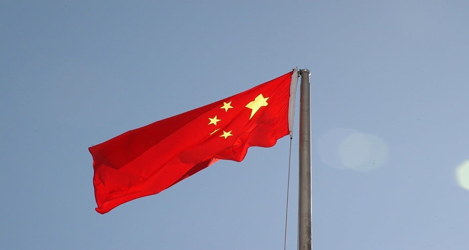 Producción industrial y ventas minoristas de China caen con fuerza