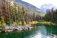 horseshoe lake jasper national park alberta swimming hiking cliff jumping