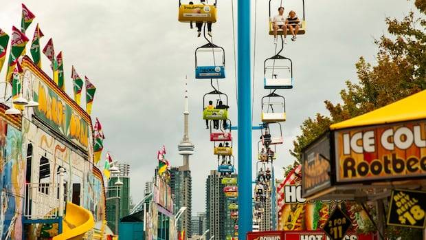Here's what's open and closed in Toronto this Labour Day