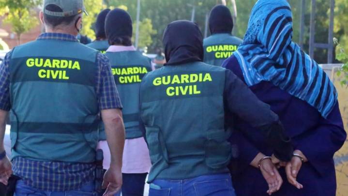 Detenida una mujer por la Guardia Civil de Albacete e investigada su hermana por convertir en una pesadilla la vida de este hombre
