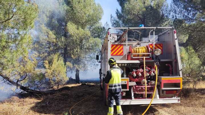 Los Bomberos de la Diputación triplican su actividad por la ola de calor: más de 90 incendios en un mes