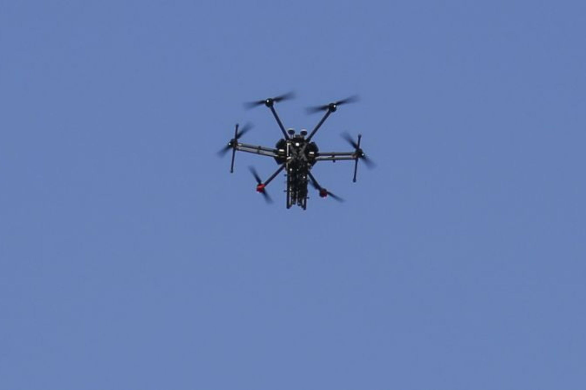 Administración de Maduro prohíbe vuelo de drones por un lapso de 30 días #19Ago