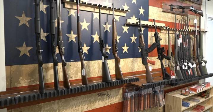 US attorney will no longer bring felony charges against people for carrying rifles or shotguns in DC