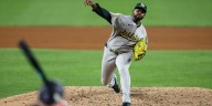 Luis Severino has left oblique strain