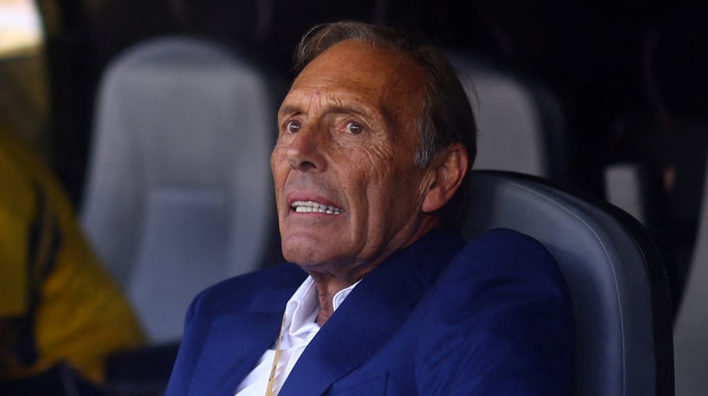 Russo analiza cambios en la defensa de Boca: las dos opciones que probó en el último entrenamiento