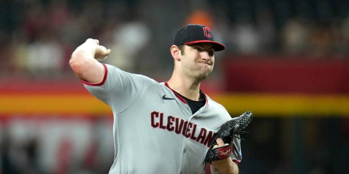 Gavin Williams gives Guardians a key scoreless start