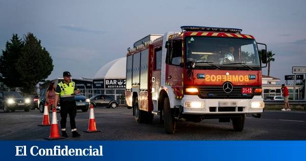 Desalojadas 100 personas de un hotel por el incendio de una nave en Getafe (Madrid)
