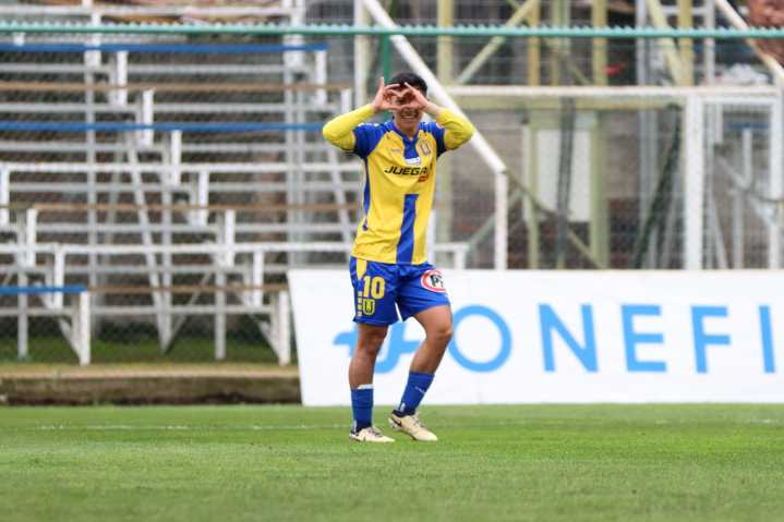 UdeC volvió al triunfo venciendo como visita a Santa Cruz