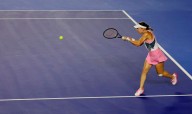 Tennis-Shnaider downs Alexandrova to claim Monterrey Open title