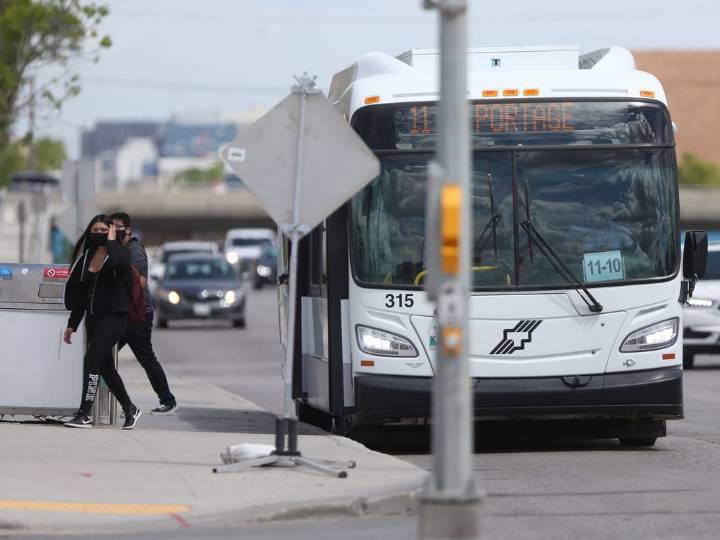 Winnipeg Transit riders vent online over delays, cancellations and overcrowding