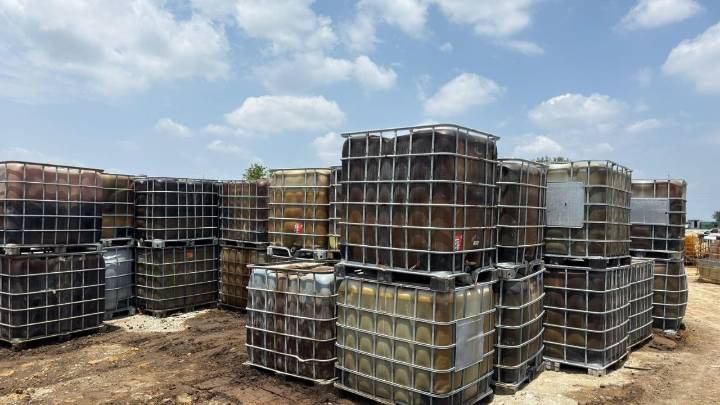 Aseguran 5 mil litros de presunto huachicol en Cadereyta
