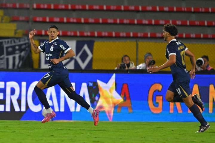 Noche memorable: Alianza clasificó a cuartos de la Sudamericana tras vencer a Católica