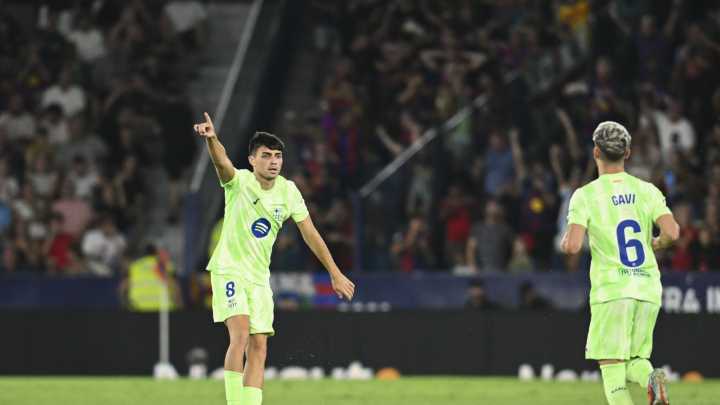 Pedri no entiende la mano de Balde: ''La del año pasado de Tchouameni era clara, esta, para mí, no lo era''