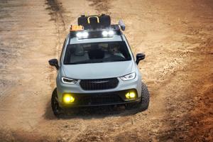 Chrysler Turns the Pacifica Into an Overlanding Rig With the Grizzly Peak Concept