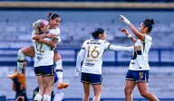 “Pregúntale a la liga”: Auxiliar técnico de Pumas Femenil evita hablar del arbitraje de Priscila Pérez