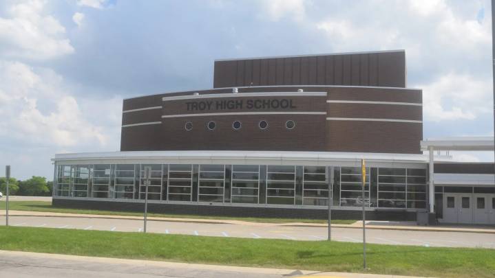 Oakland Co, schools awarded almost $10 million in literacy grants