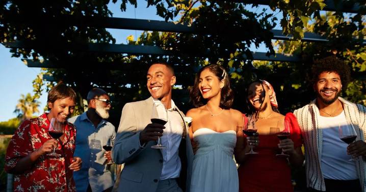 Newly-married couple do photoshoot and realise A-list star is in background