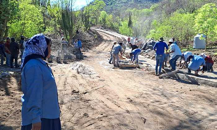 Invierten INPI y SICT 68 mdp en caminos artesanales en beneficio del pueblo Guarijío