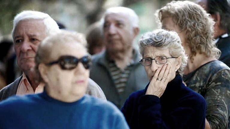 En septiembre sigue el bono "congelado" para jubilados y pensionados