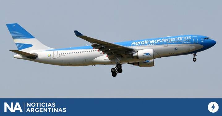 Aerolíneas Argentinas cancelará este domingo 46 vuelos por el paro de los Controladores aéreos