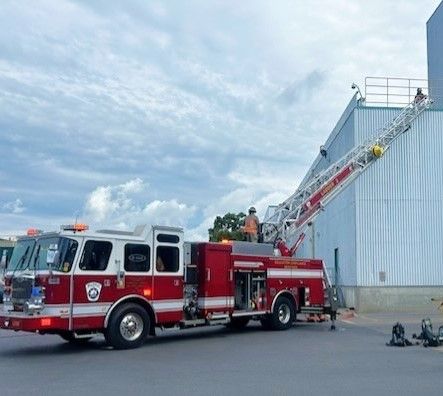 Belleville firefighters respond to fire in Northeast Industrial Park