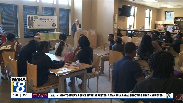 Hyundai Power Transformers makes donation to Park Crossing High School