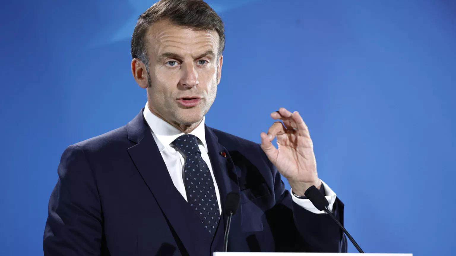 Macron asegura que Trump buscará en Alaska un alto el fuego